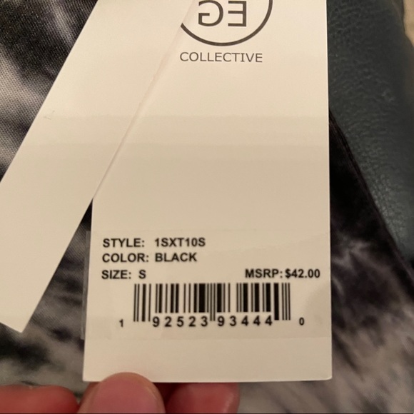 NWT tie dye sleeveless top small(black/white) S - Picture 6 of 6